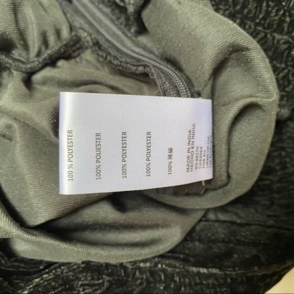 Free People Tell Me About It One-Shoulder Velvet Top, Black NWT - Picture 10 of 10